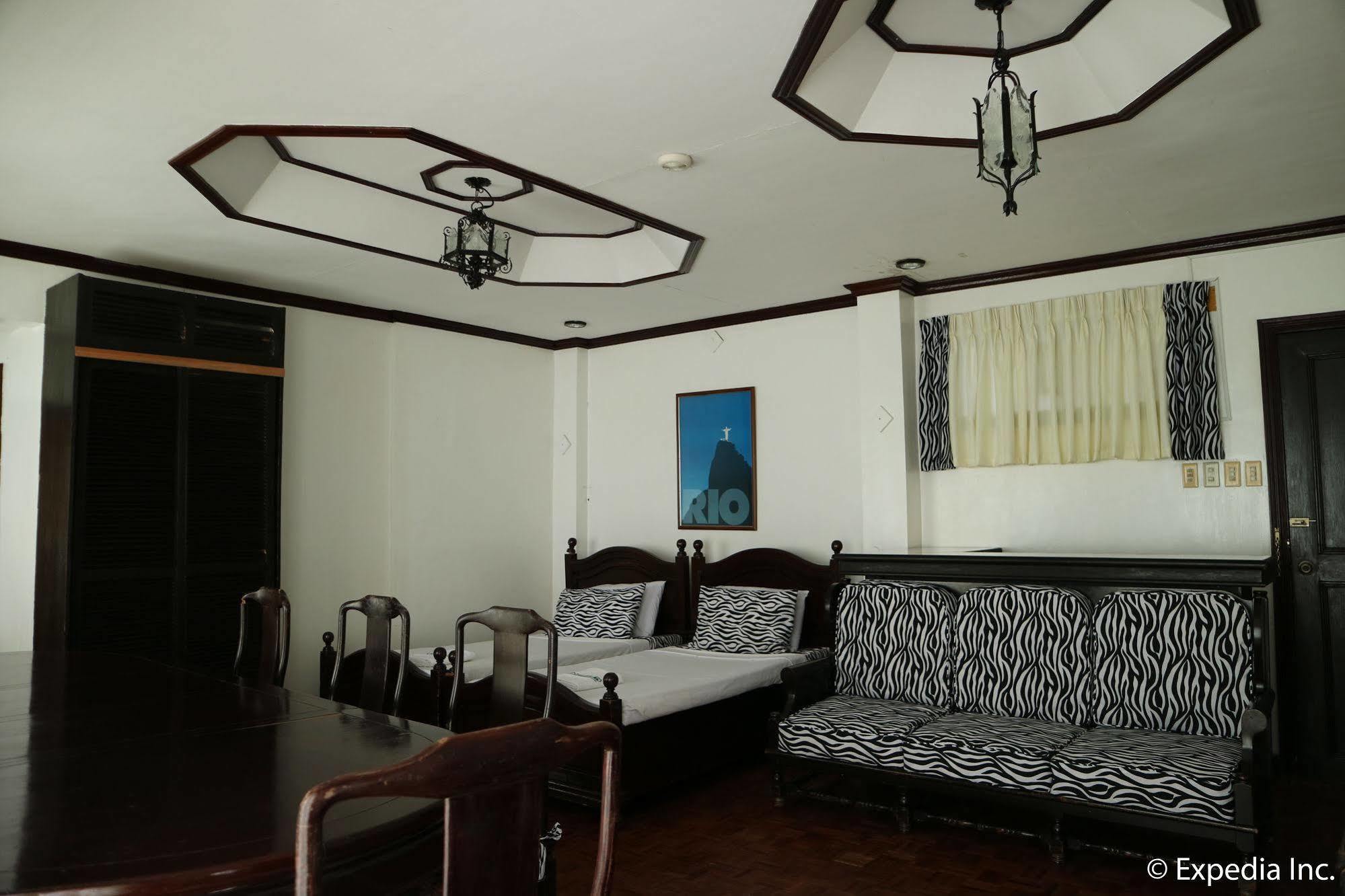 Residence Inn Tagaytay City Exterior photo