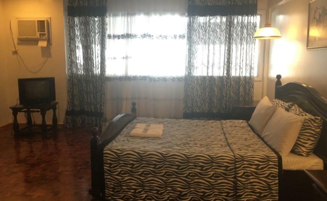 Residence Inn Tagaytay City Exterior photo